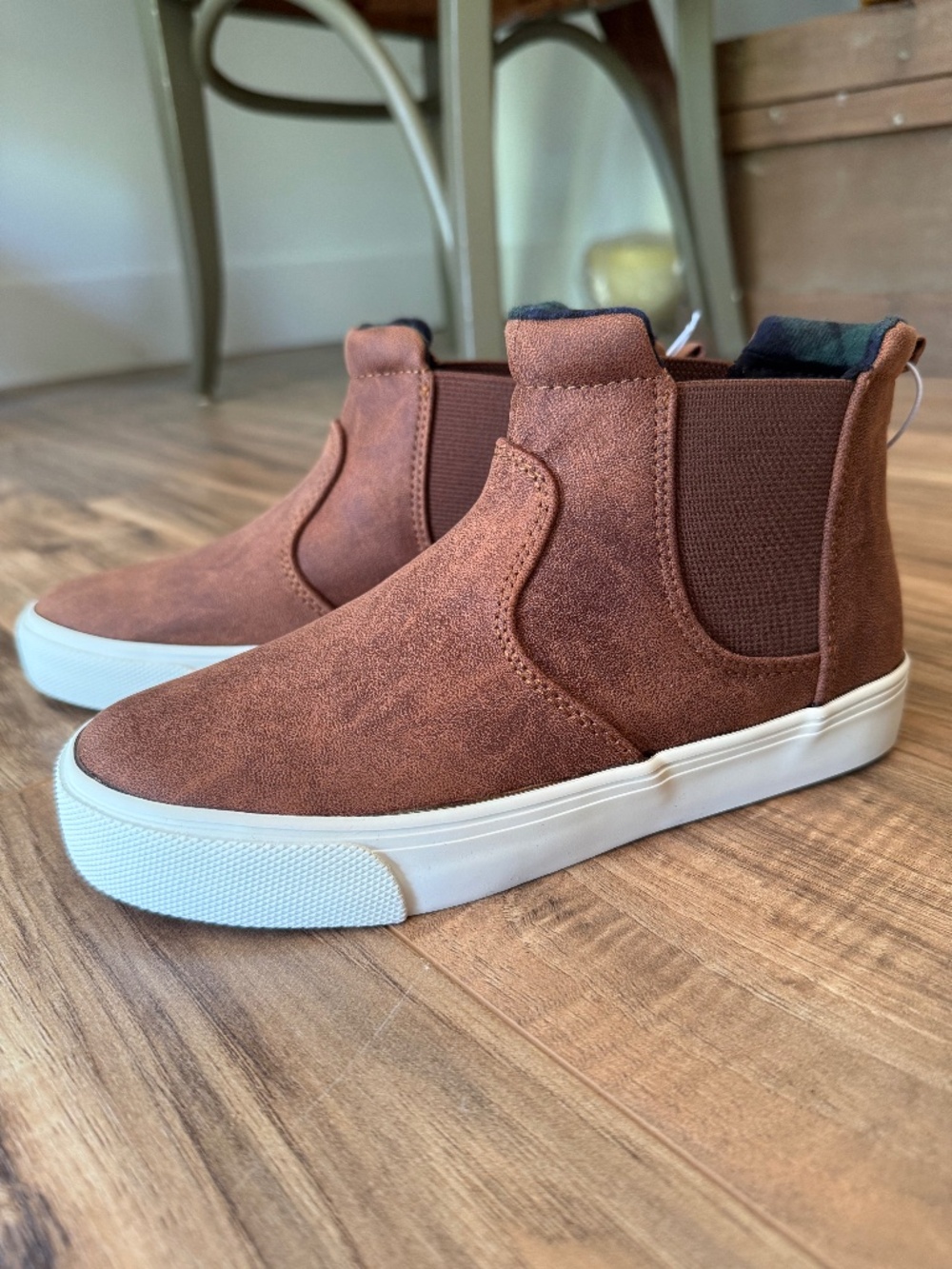 Old Navy Sneaker Chukka Boot
